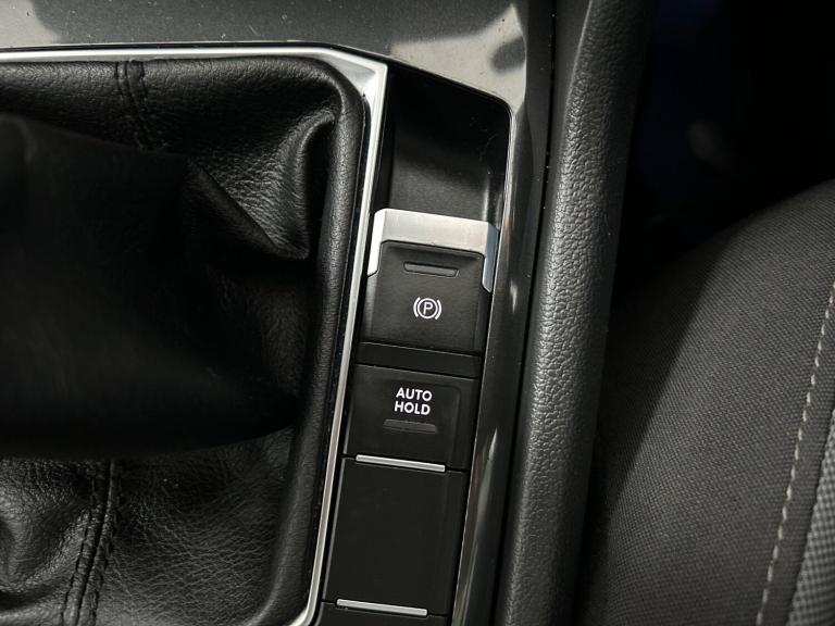 2018 Volkswagen Tiguan 1.4 TSI SE Navigation Euro 6 (s/s) 5dr ESTATE Petrol Manual