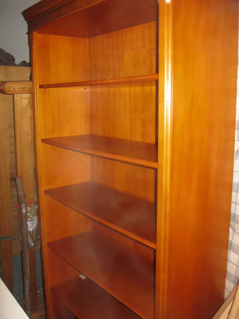 SOLID YEW LARGE ORNATE DISPLAY SHELVING - BOOKCASE. 6 TIERS. ADJUSTABLE SHELVING. DELIVERY 