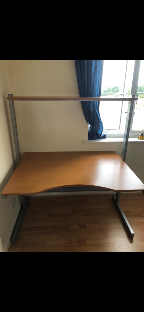 Desk - all purpose / computer table 