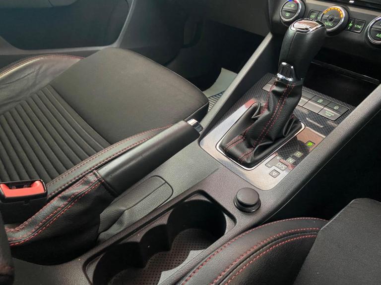 2016 Skoda Octavia 2.0 TDI vRS DSG 4WD Euro 6 (s/s) 5dr ESTATE Diesel Automatic