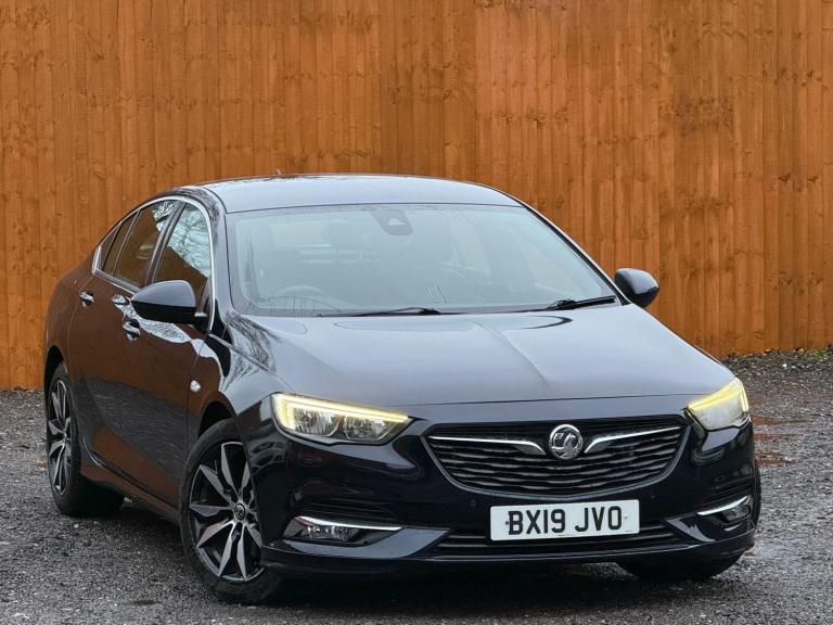 2019 Vauxhall Insignia 2.0 Turbo D SRi Vx-line Nav 5dr HATCHBACK DIESEL Manual