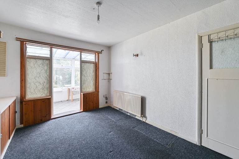 3 bed 2 living rooms Thornton Heath 