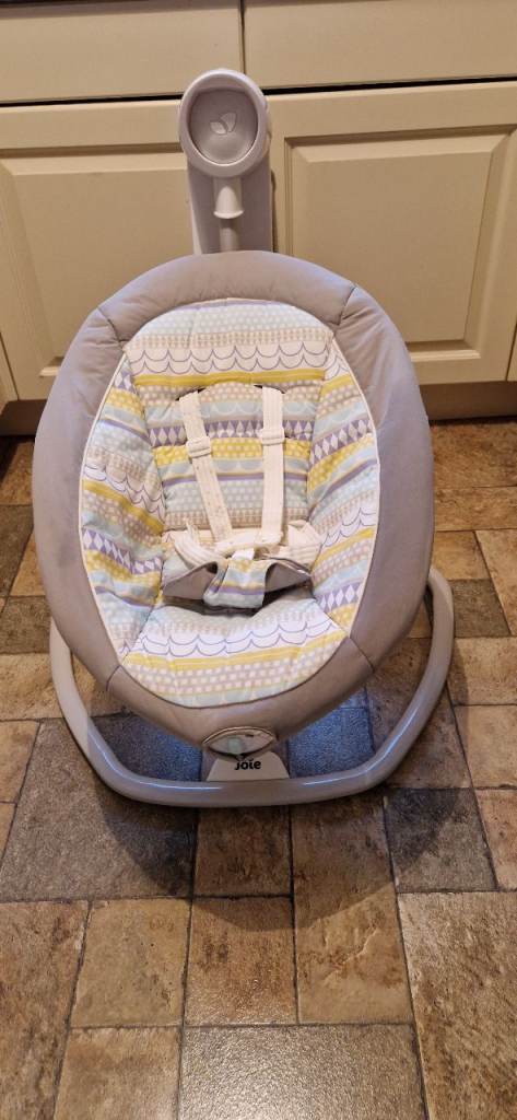 JOIE MULTI MOTION BABY SWING. IN VERY GOOD CONDITION.