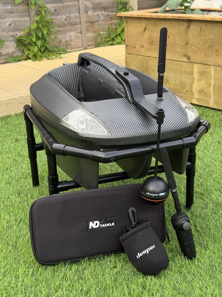 Bait boat & Deeper pro 2 