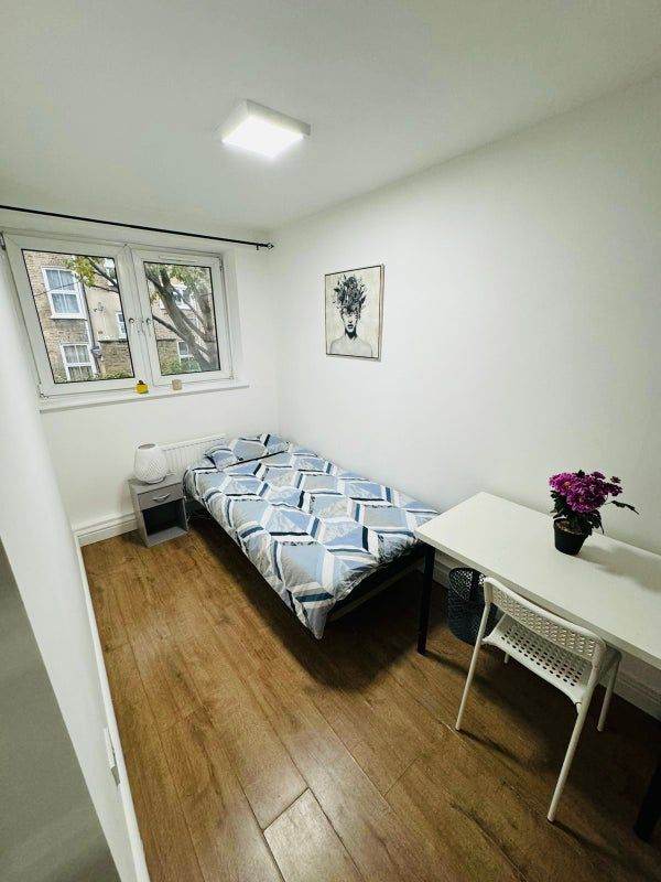 🏠 Cute Single Room in Portobello (Ladbroke Grove) + All Bills Included | 1 Room Available 🖤
