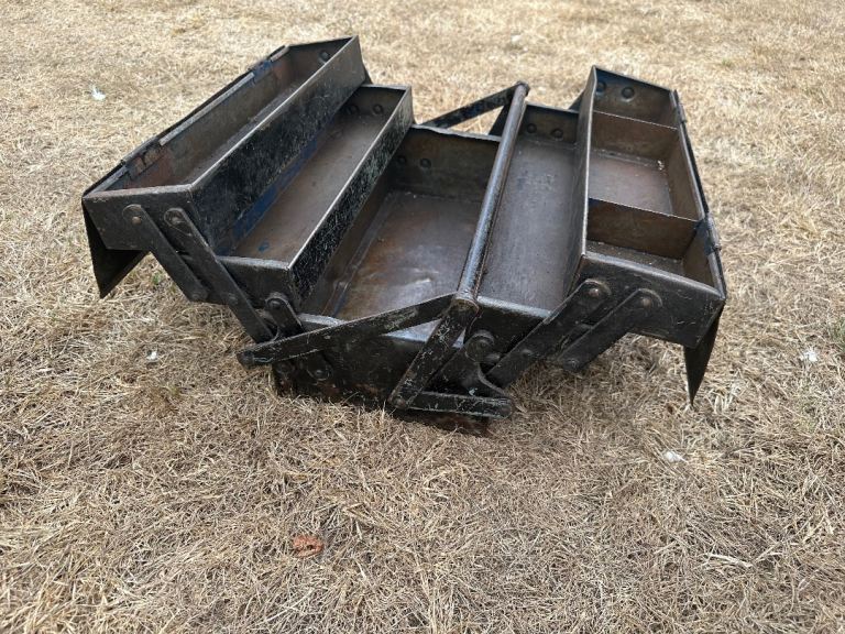 Vintage 1930s/1940s Cantilever Metal Toolbox - Industrial Decor / Storage