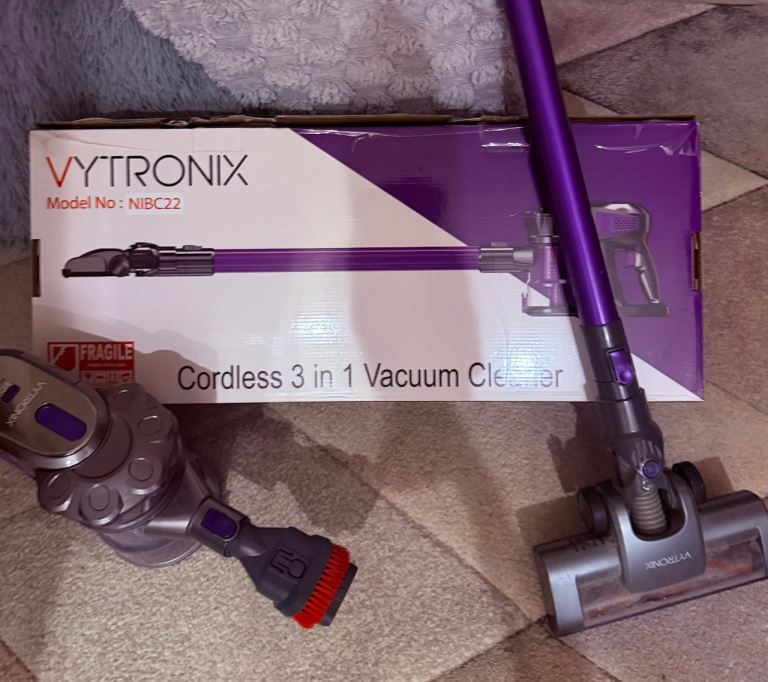 Brilliant hoover cordless. £30 if collected by Thursday massive bargain 