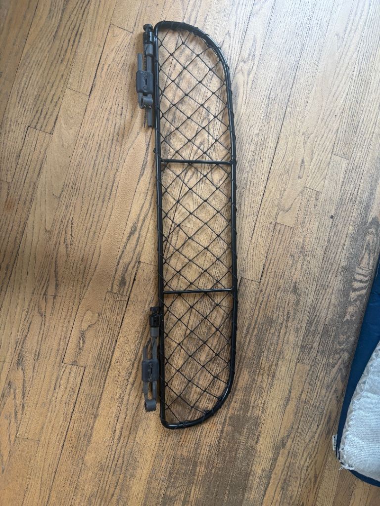 FREE on collection dog guard for Lexus RX