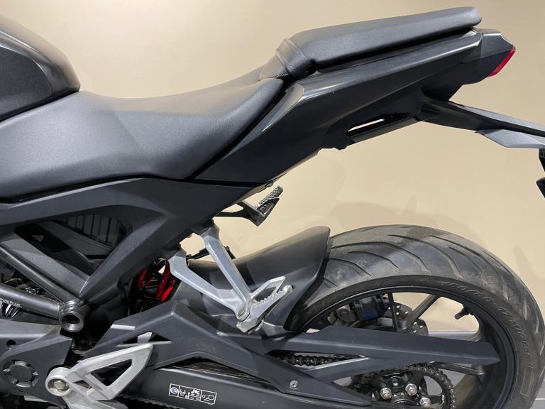 Honda CB125R NEO CBF125 in Dark Grey