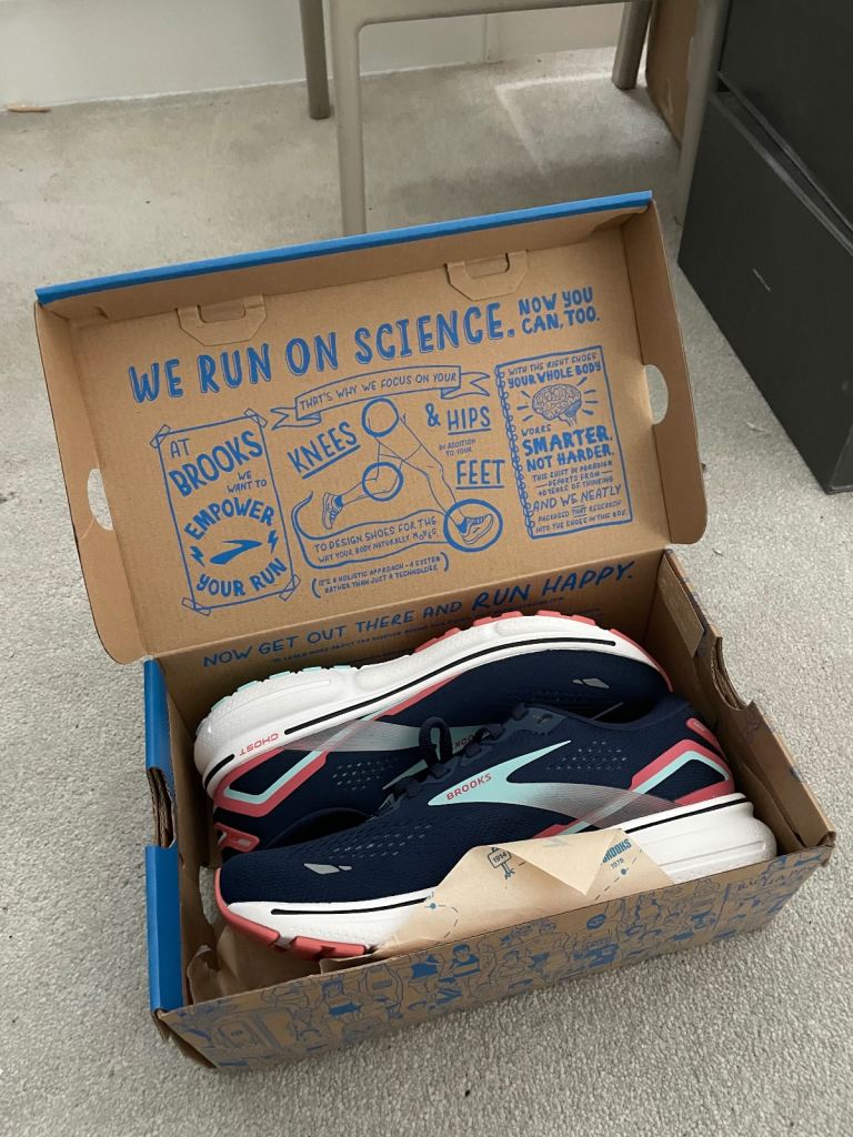 image for Women’s Brooks trainers - brand new 