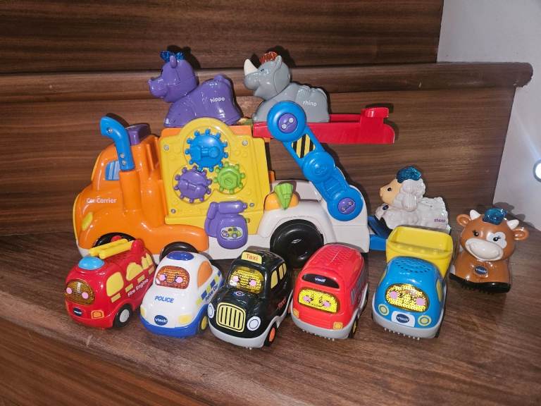 image for TOOT TOOT CAR CARRIER AND 9 CARS