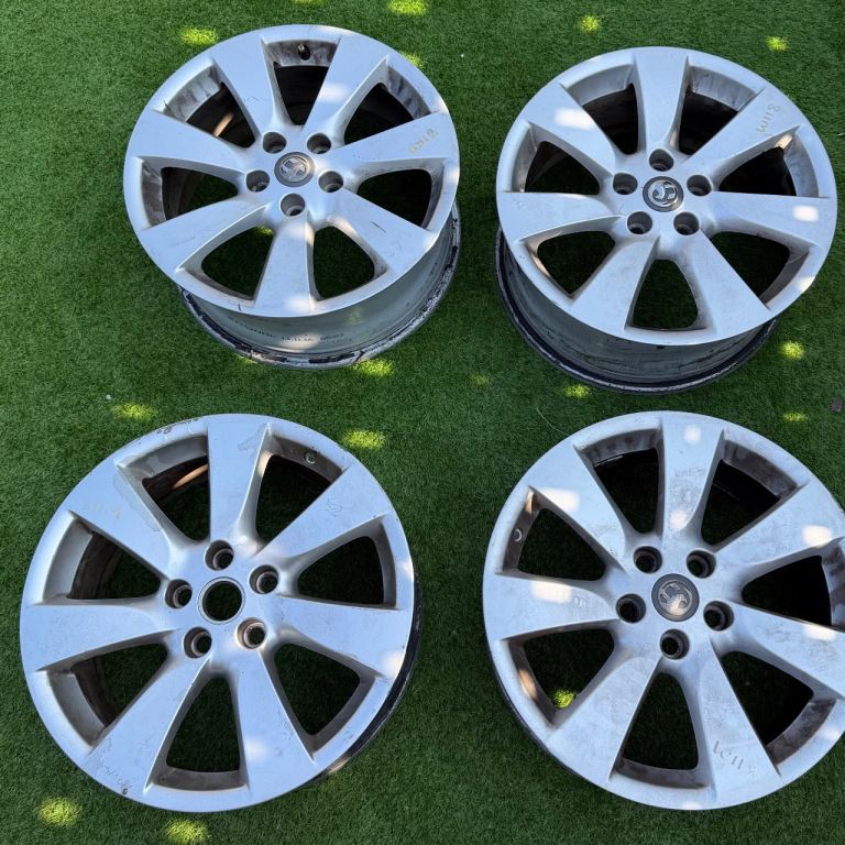 4 x 5x115 Vauxhall Astra GTC Alloys
