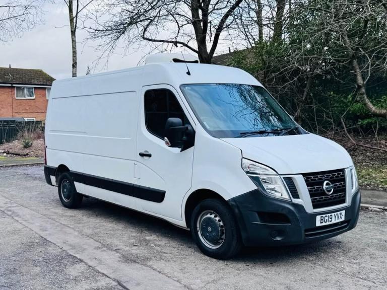 NISSAN NV400 LWB