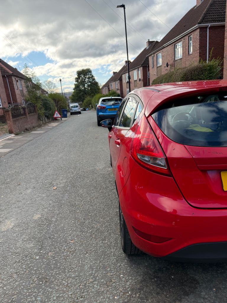 Ford, FIESTA, Hatchback, 2012, Manual, 1388 (cc), 5 doors