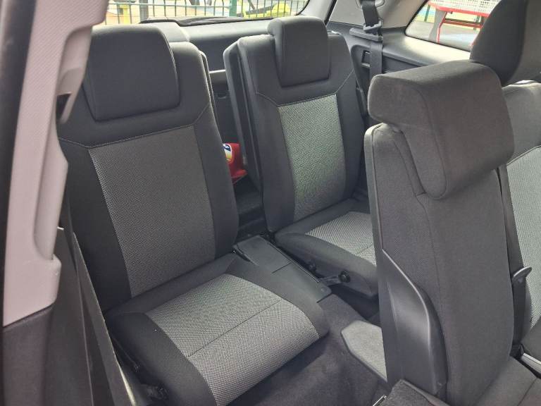 Vauxhall ZAFIRA 2013Manual 1.6