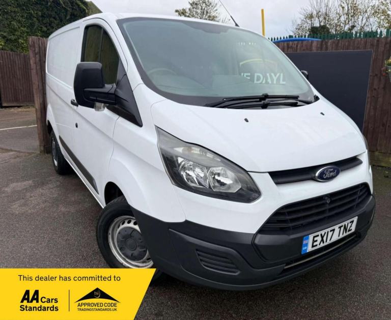 2017 Ford Transit Custom 2.0 TDCi 105ps Low Roof Van PANEL VAN DIESEL Manual