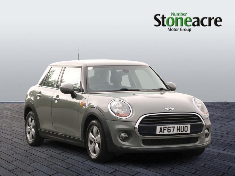2017 MINI Hatch 5-Door Hatch Cooper HATCHBACK Petrol Manual