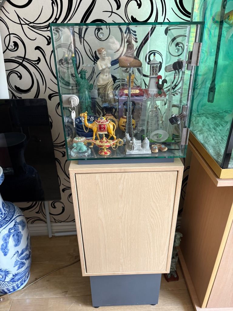 Display Cabinet Glass Top with lock storage bottom 