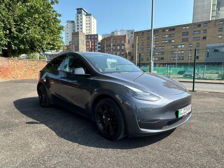 Tesla MODEL Y LONG RANGE AWD