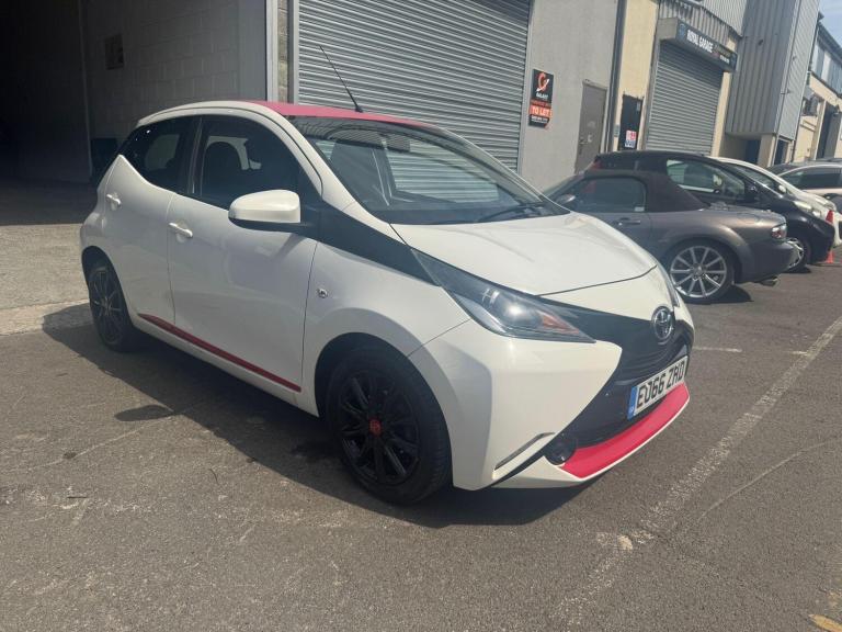 2016 Toyota AYGO 1.0 VVT-i X-Play 5dr HATCHBACK PETROL Manual