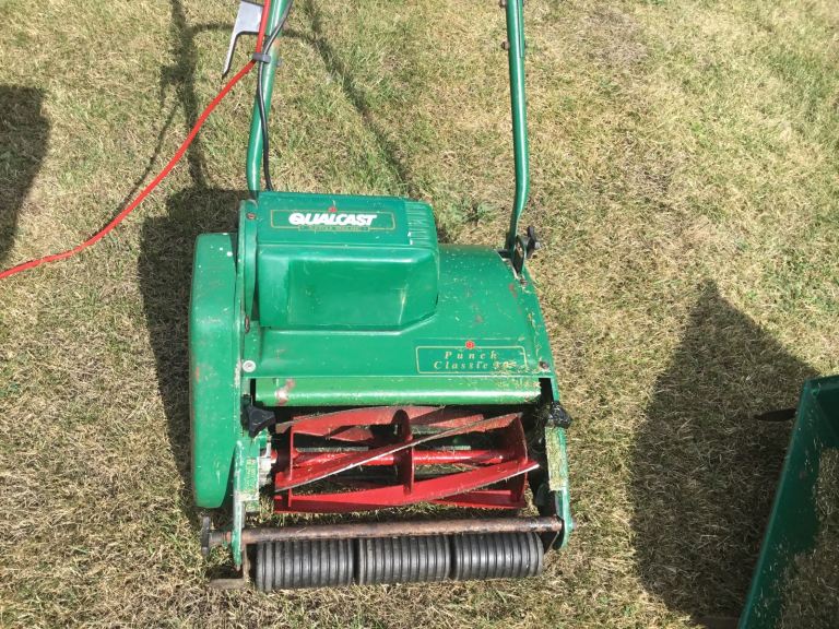 Qualcast Suffolk Punch Classic 30