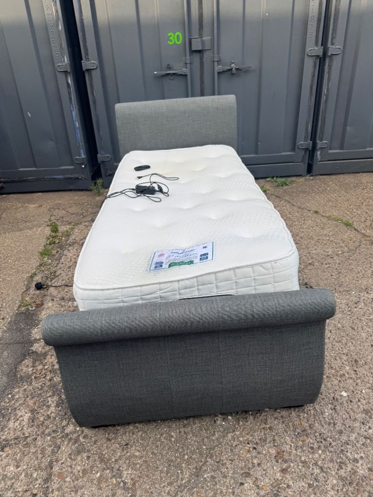 Sleepeezee InMotion Adjustable Single Bed with Mattress – Good Condition