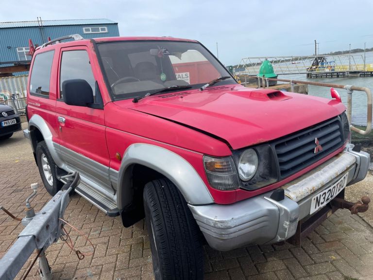 WANTED Mitsubishi Pajero shogun