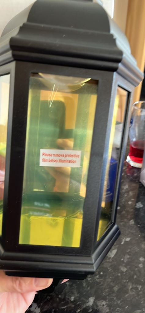 Half round coach lamp 