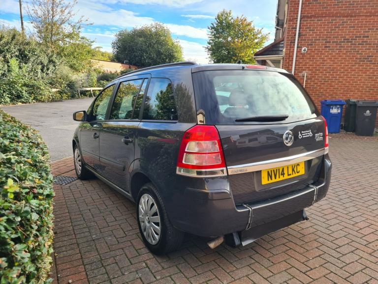 2014 Vauxhall Zafira 1.8i Exclusiv 5dr MPV Petrol Manual