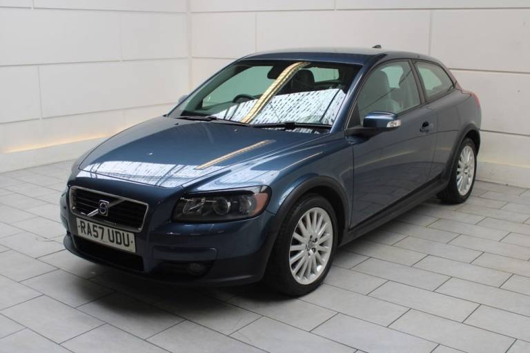 2007 Volvo C30 2.0 SE Lux Coupe 2dr Petrol Manual (177 g/km, 143 bhp) Coupe Petrol Manual