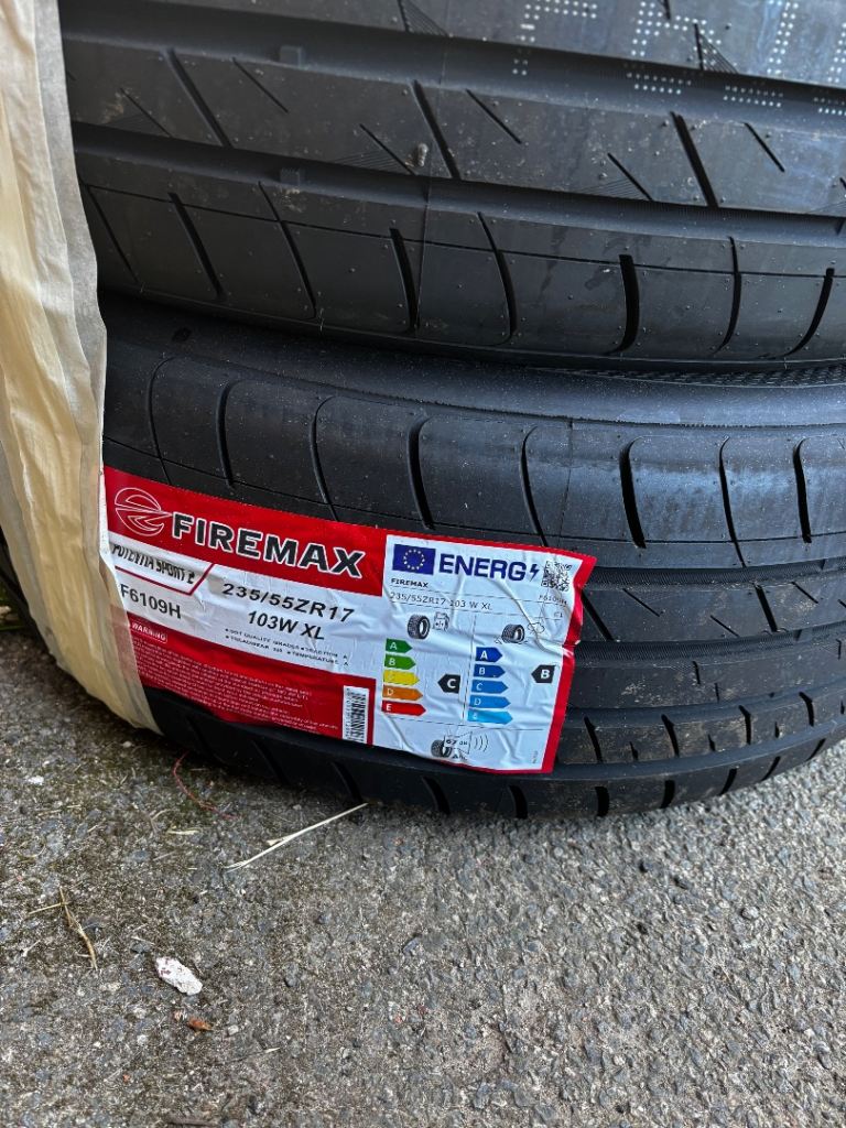 235/55/17 tyres x2
