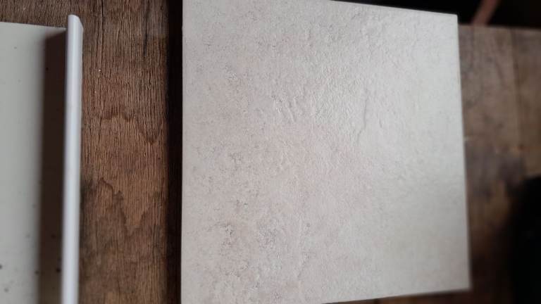 Ceramic tiles x 60 (30cm x 30cm)- mini project