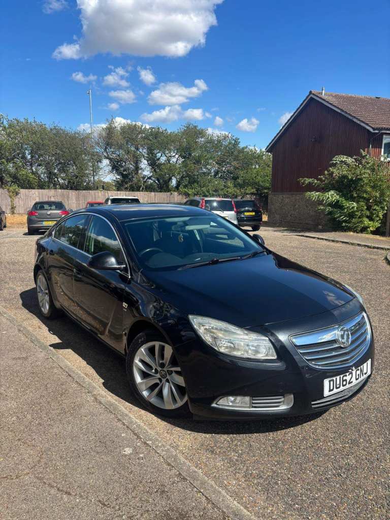 Vauxhall, INSIGNIA, Hatchback, 2012, Manual, 1956 (cc), 5 doors (MOT till July 2027)