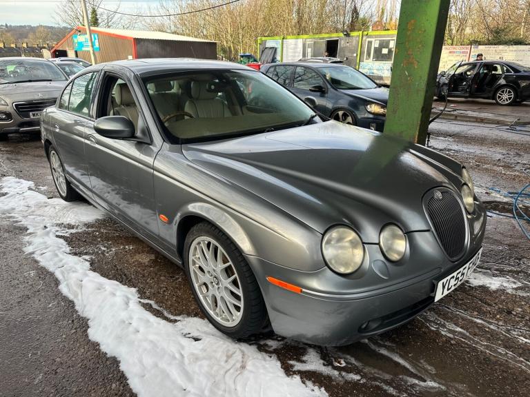 2005 Jaguar S-Type 4.2 V8 SE 4dr Auto SALOON Petrol Automatic