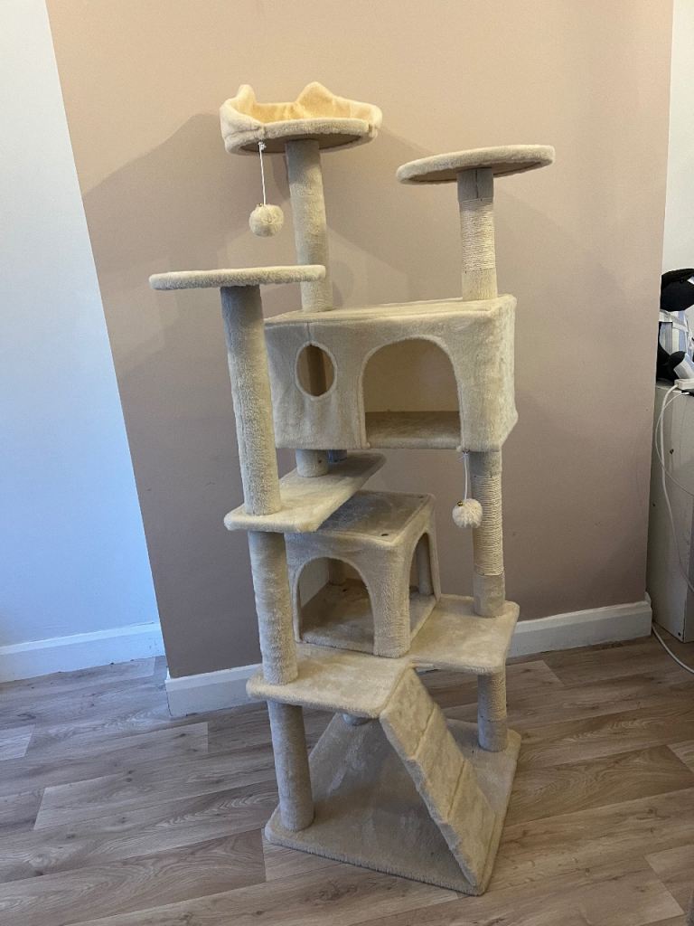 Cat tree never used brand new built beige soft