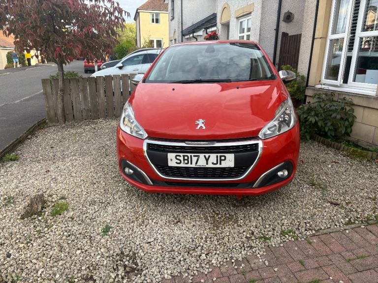 Peugeot, 208, Hatchback, 2017, Manual, 1560 (cc), 5 doors