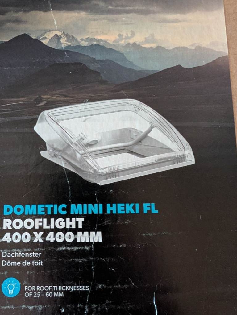 Dometic Mini Heki Roof light 400*400