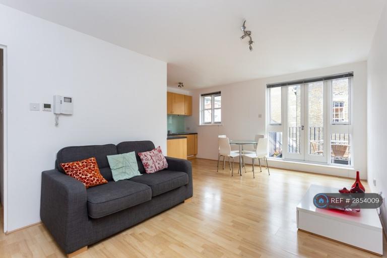 1 bedroom flat in Thames Heights, London, SE1 (1 bed) (#2854009)