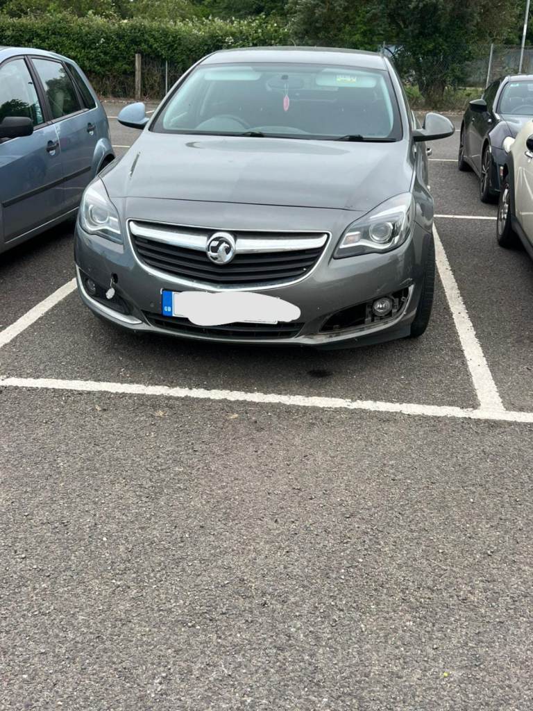 BREAKING, vauxhall insignia 2013-2017