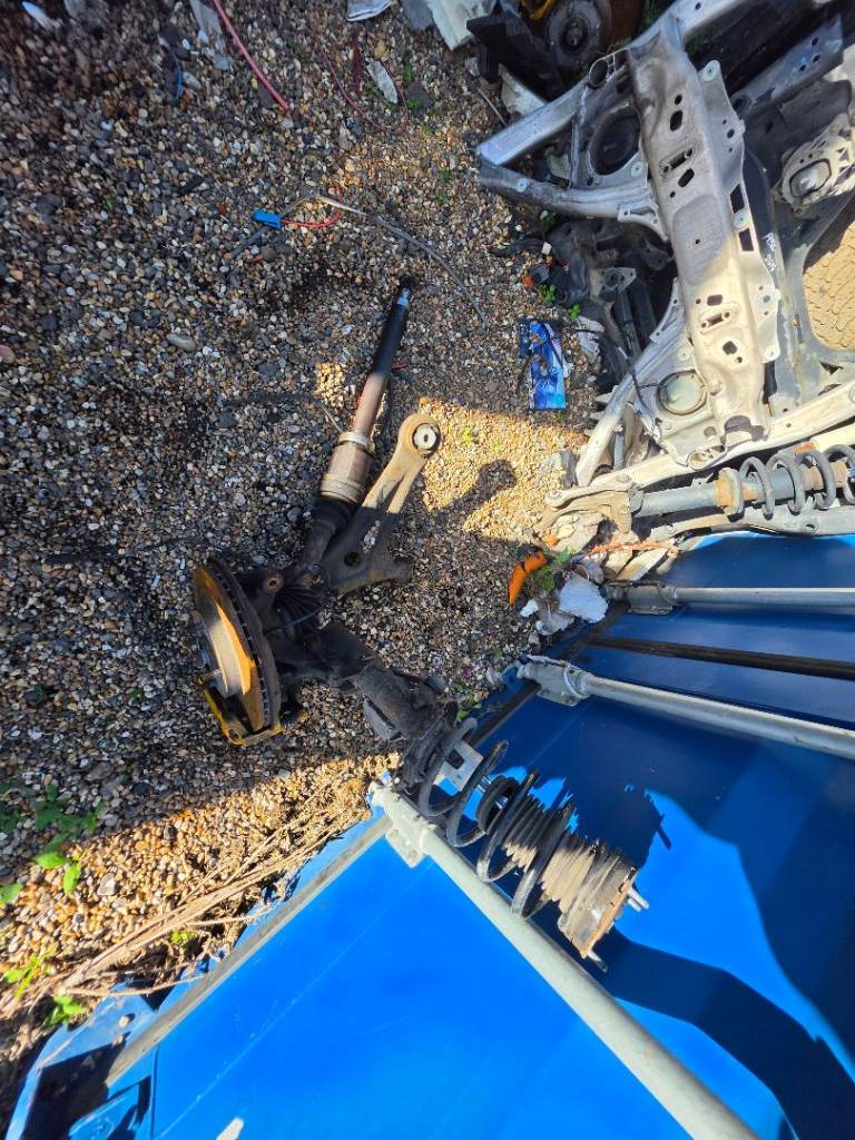 Ford Fiesta ST 1.6 Complete Leg Left Passenger Side Suspension Hub Drive Shaft Breaking Parts 