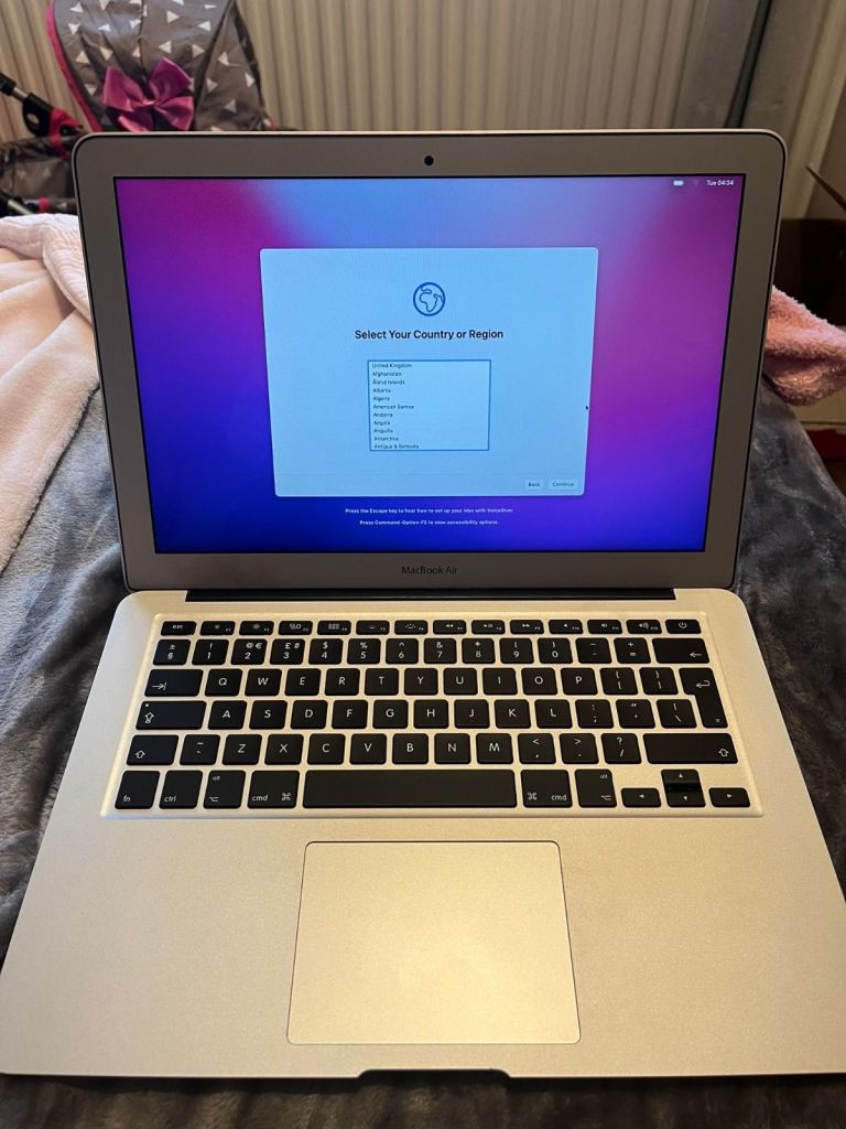 image for MacBook Air 2017 13 inch