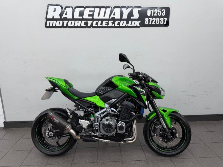 KAWASAKI Z900