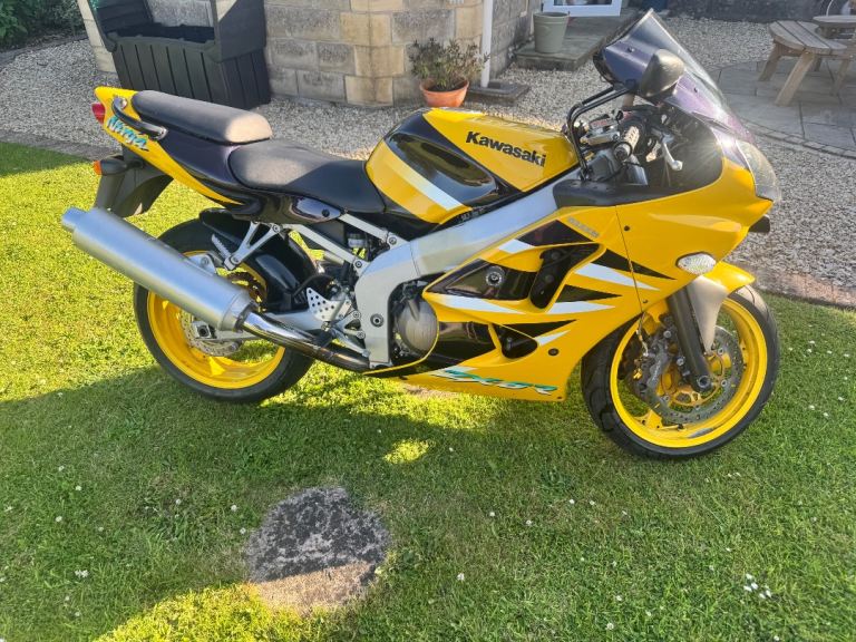 Kawasaki, Ninja ZX 6, 2001, 599 (cc)