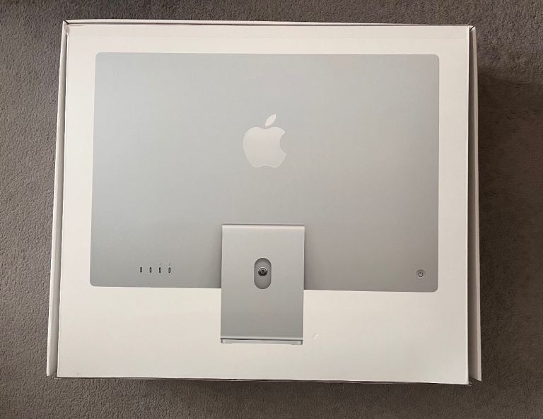Apple iMac 24” 2021 M1 Chip 8GB RAM 256 SSD Silver 