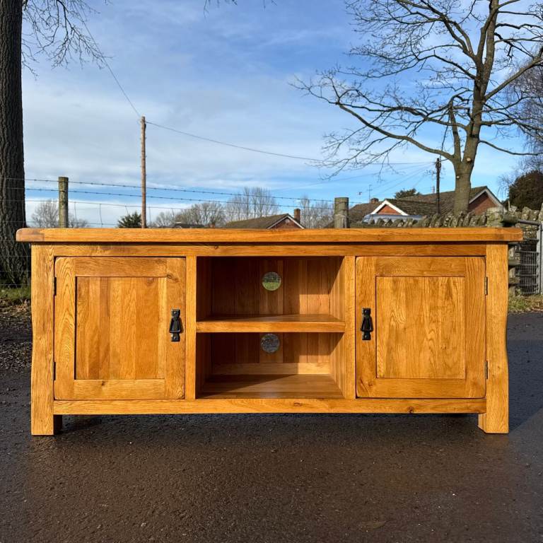 image for Solid Oak TV Unit Modern Oak Furnitureland Cabinet Stand Rustic Original