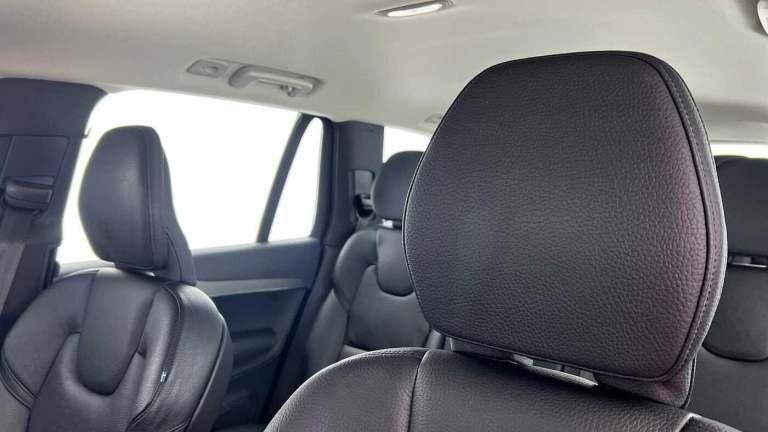 2022 Volvo XC90 Core, B5 AWD mild hybrid, Petrol, 7 Seats ESTATE Petrol/Electric Hybrid Automatic