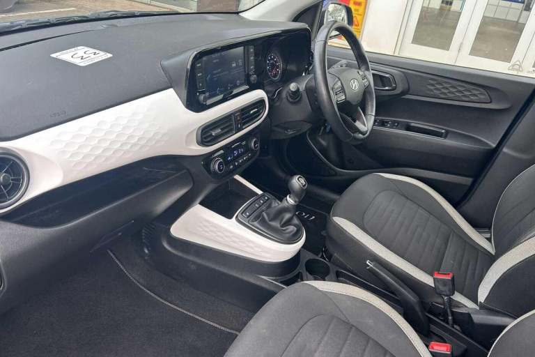 2022 Hyundai i10 1.0 MPi Premium 5dr HATCHBACK Petrol Manual