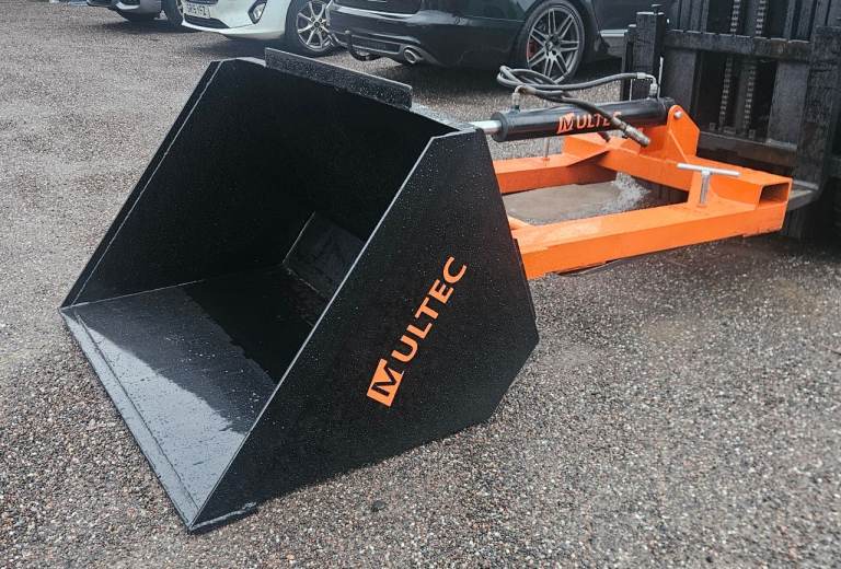 Forklift hydraulic 4ft tow-tip bucket 