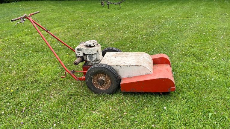 Allen Challenger Commercial Mower 