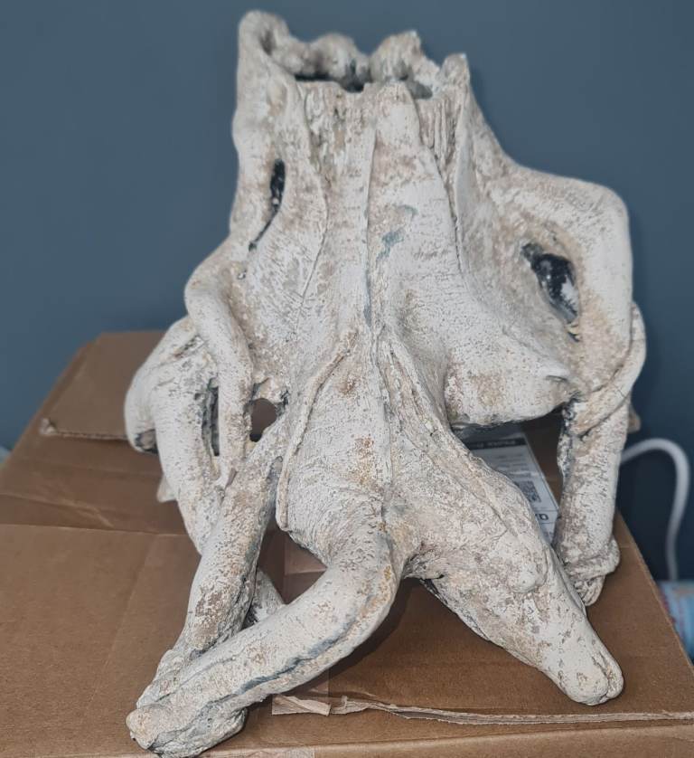 Tree Stump Large Ornament (White) For Aquariums Or Reptile Tanks.